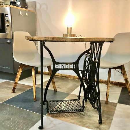 Studio Cocooning Spa, Lit Xxl, Cour Exterieure Le Puy-en-Velay Ngoại thất bức ảnh